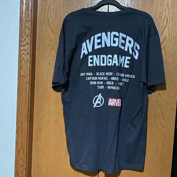 Avengers Endgame shirt sleeve t-shirt Size XL NWT - Picture 4 of 5